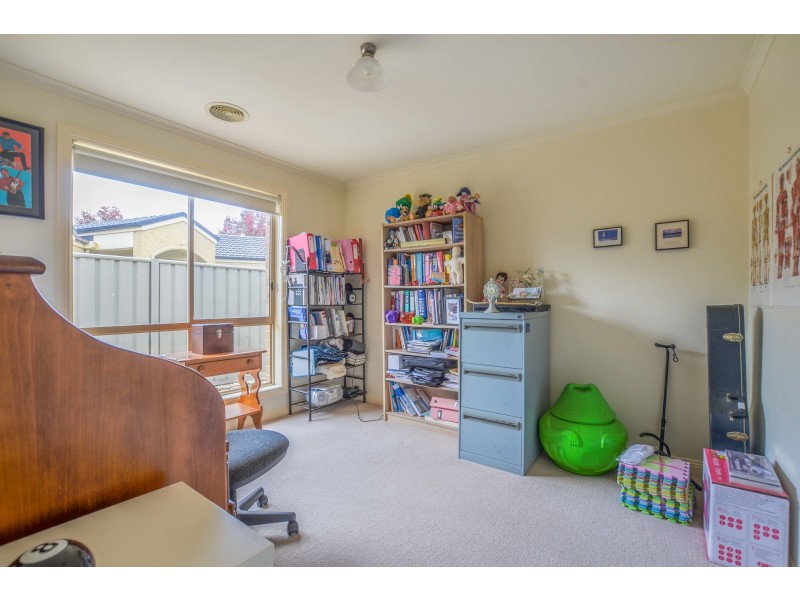 8 Amy Place, Echuca VIC 3564