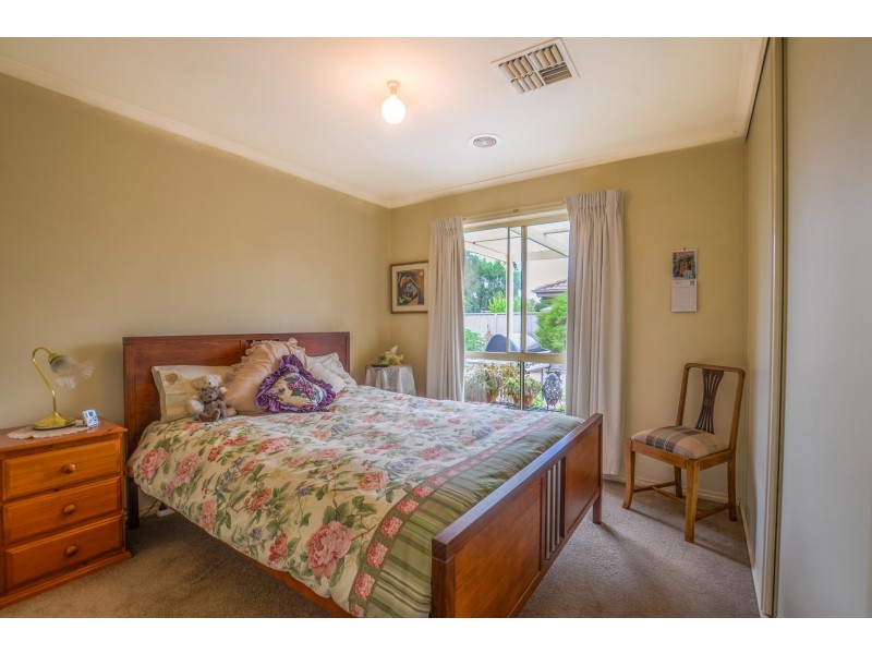 7 Genevieve Avenue, Echuca VIC 3564