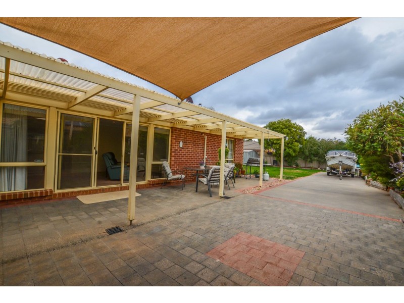 7 Genevieve Avenue, Echuca VIC 3564