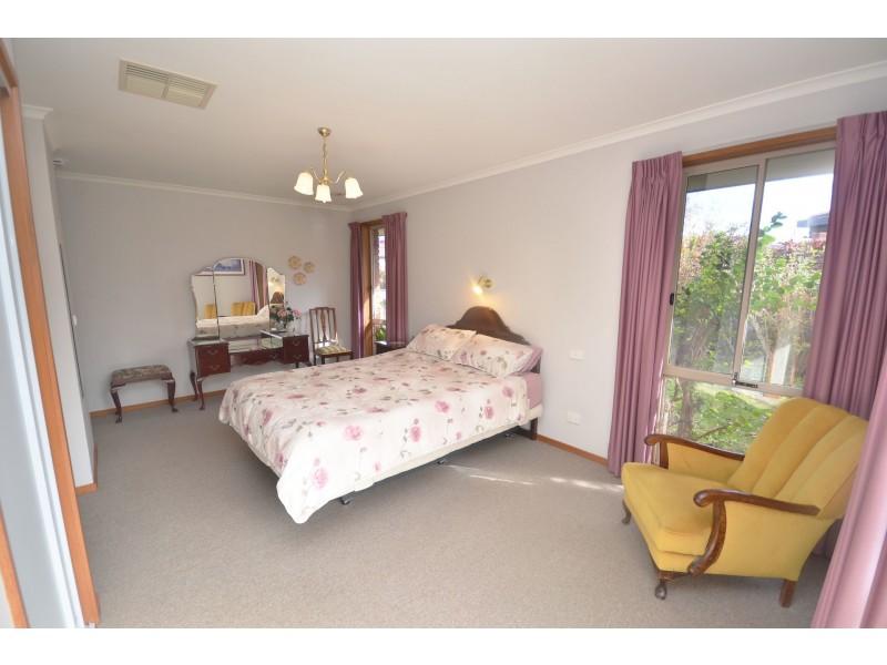 6 Alambee Way, Echuca VIC 3564