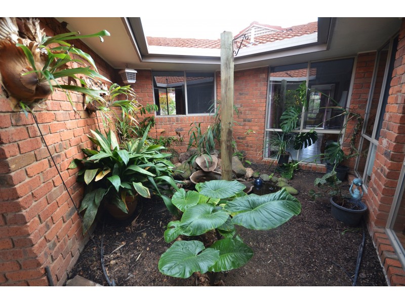 6 Alambee Way, Echuca VIC 3564