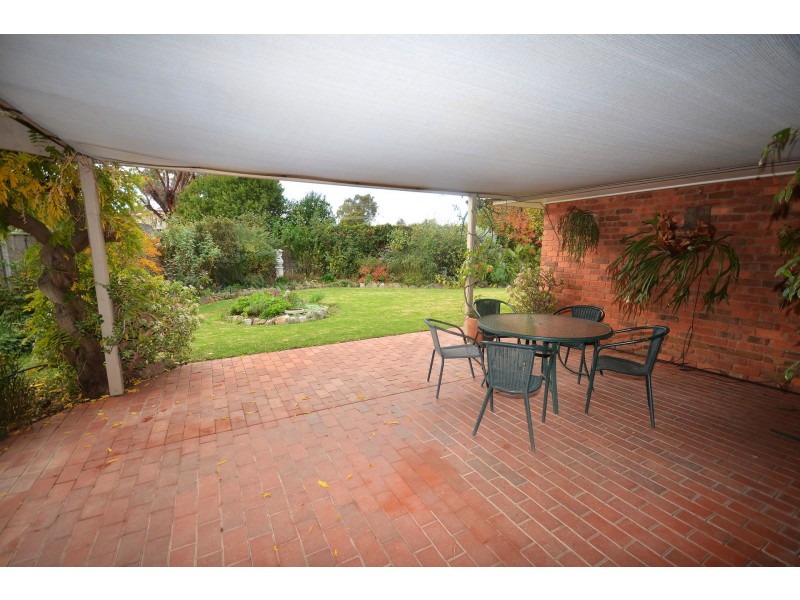 6 Alambee Way, Echuca VIC 3564