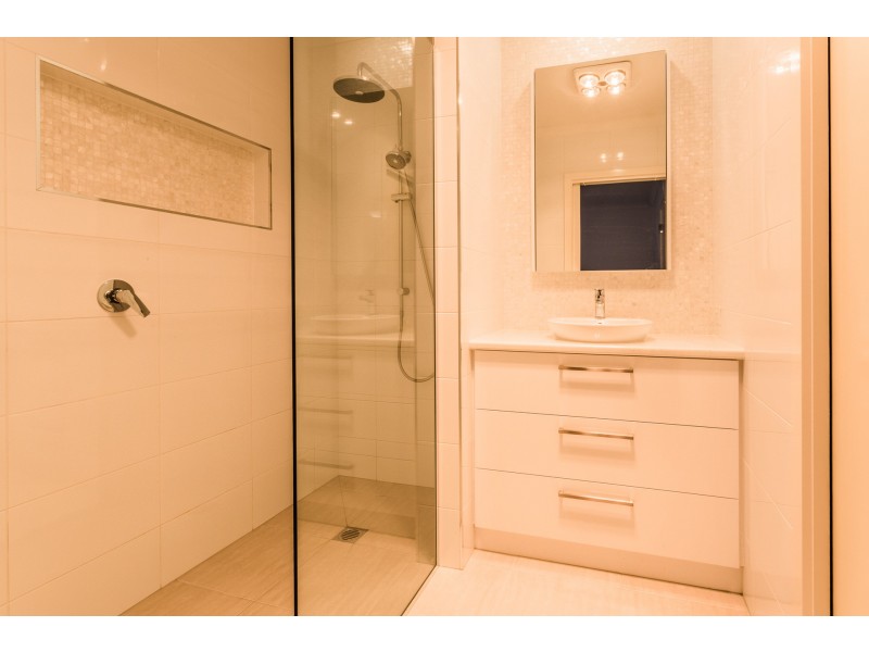 27b Echuca Street, Moama NSW 2731