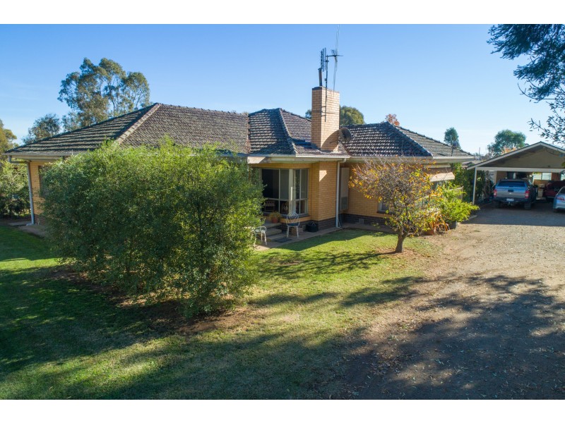 1220 Lowrie Road, Bamawm VIC 3561