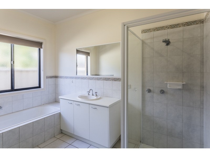 11 Orkney Court, Moama NSW 2731