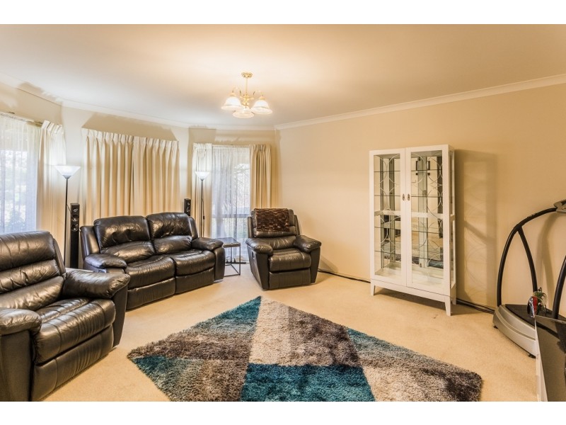 9 John Close, Echuca VIC 3564