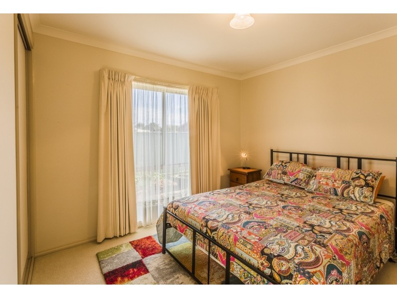 9 John Close, Echuca VIC 3564