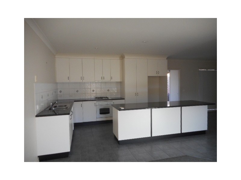 4/2 Echuca Street, Moama NSW 2731