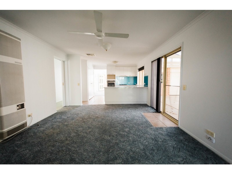 10 Sunrise Avenue, Moama NSW 2731