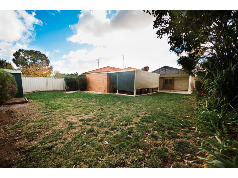 10 Sunrise Avenue, Moama NSW 2731