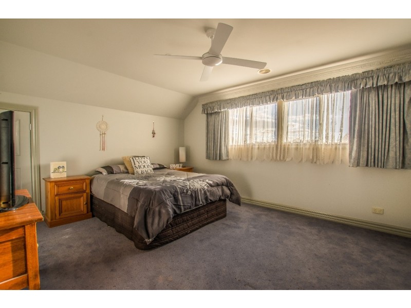 57 Woodlands Circuit, Echuca VIC 3564
