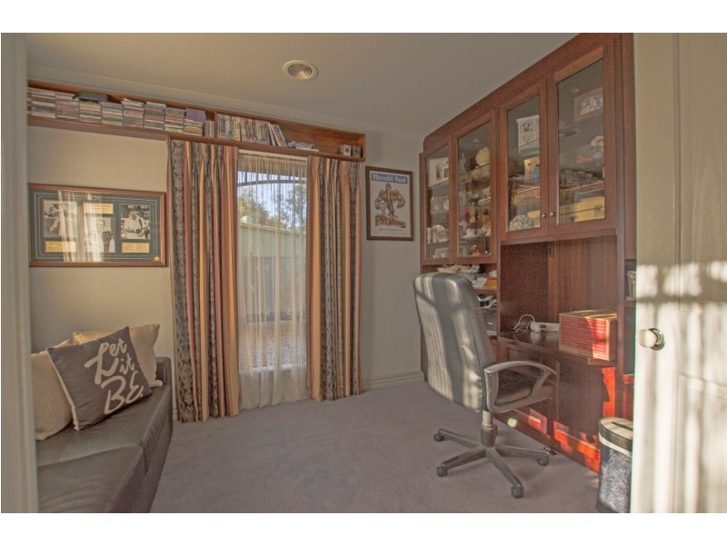 57 Woodlands Circuit, Echuca VIC 3564