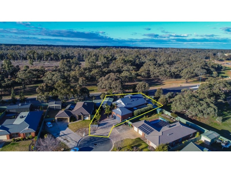 57 Woodlands Circuit, Echuca VIC 3564
