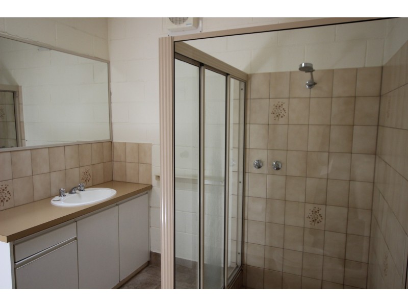 1/344 High Street, Echuca VIC 3564