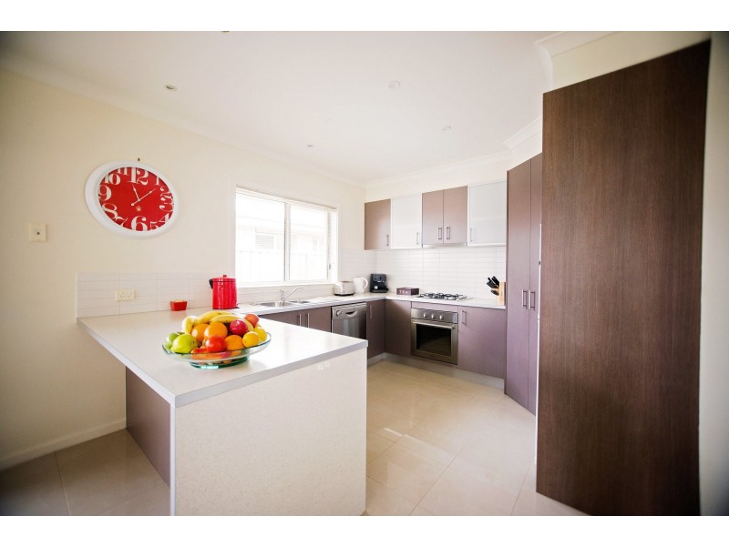 1/23 Sunset Avenue, Echuca VIC 3564