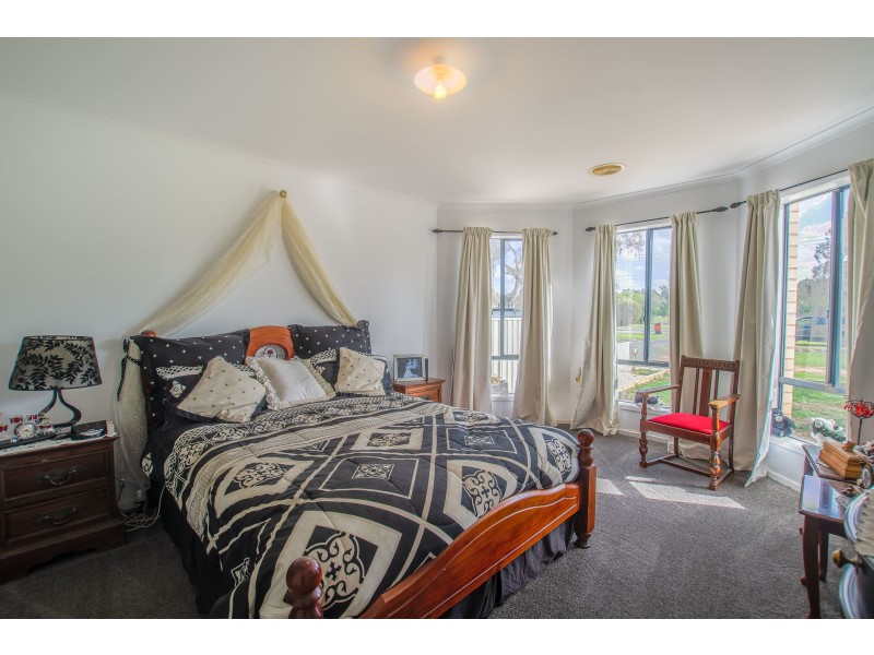 15 High Street, Rochester VIC 3561