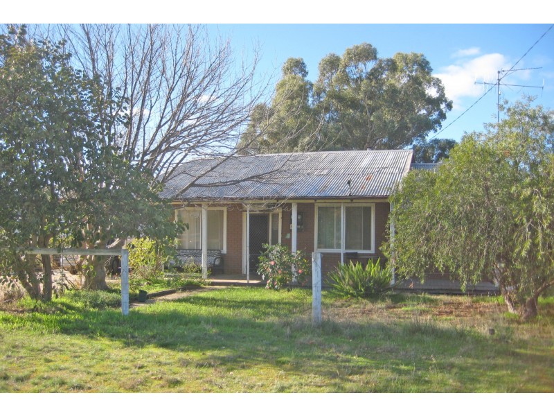50 Livingstone Street, Mathoura NSW 2710