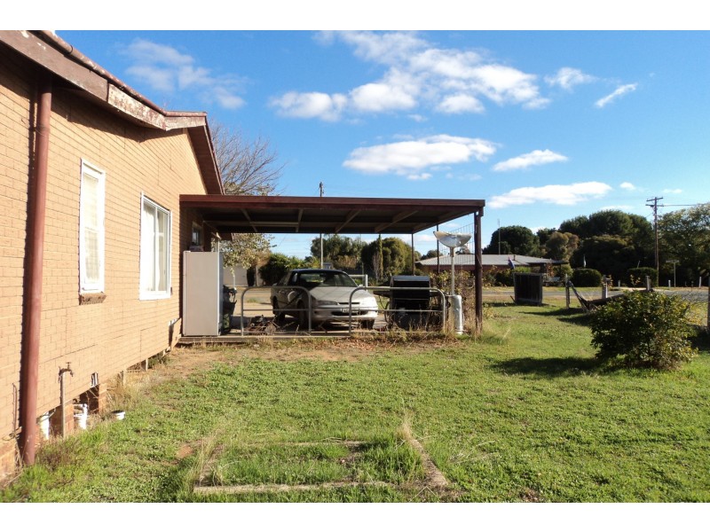 50 Livingstone Street, Mathoura NSW 2710