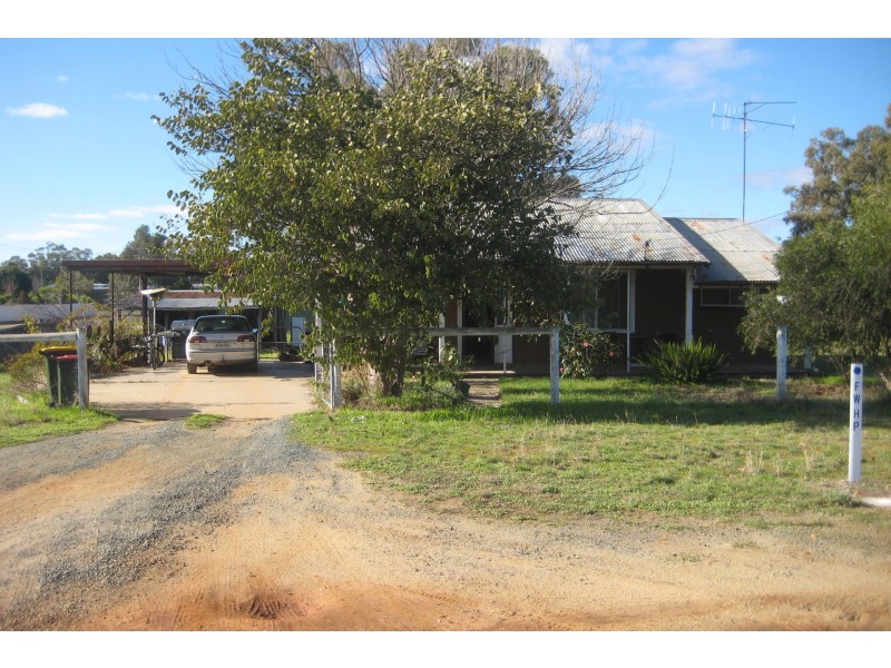 50 Livingstone Street, Mathoura NSW 2710