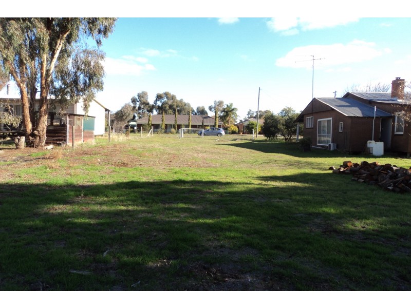 50 Livingstone Street, Mathoura NSW 2710