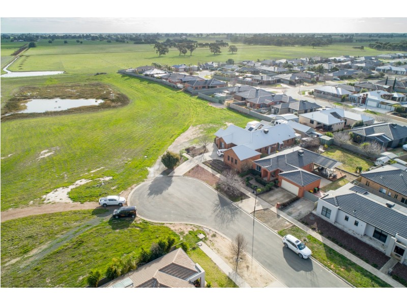 4 Coulson Place, Echuca VIC 3564