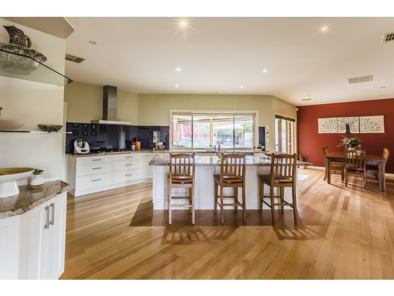 29 Brecon Court, Echuca VIC 3564