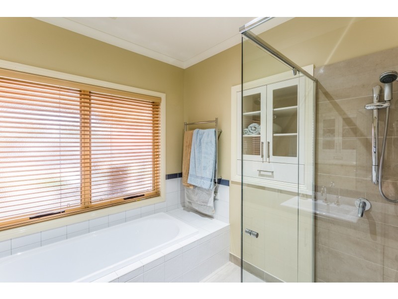29 Brecon Court, Echuca VIC 3564