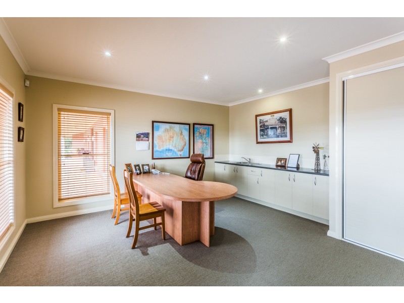 29 Brecon Court, Echuca VIC 3564