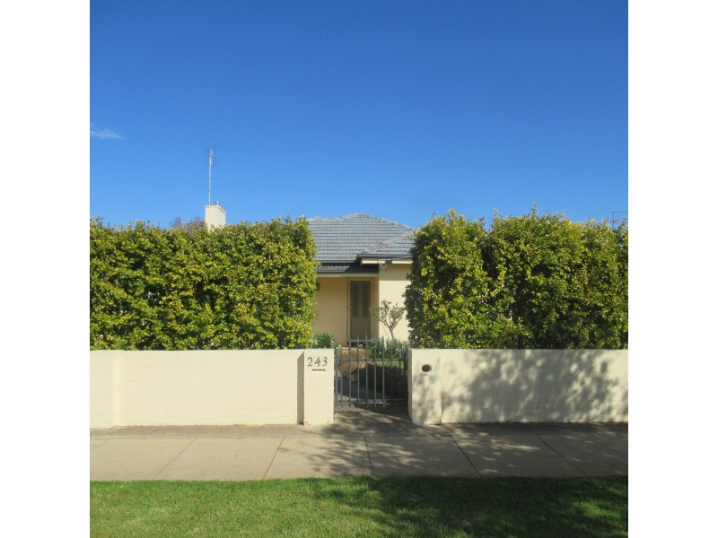 243 Eyre Street, Echuca VIC 3564