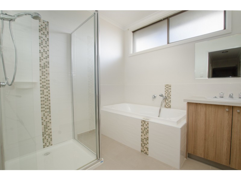 65 Campaspe Esplanade, Echuca VIC 3564