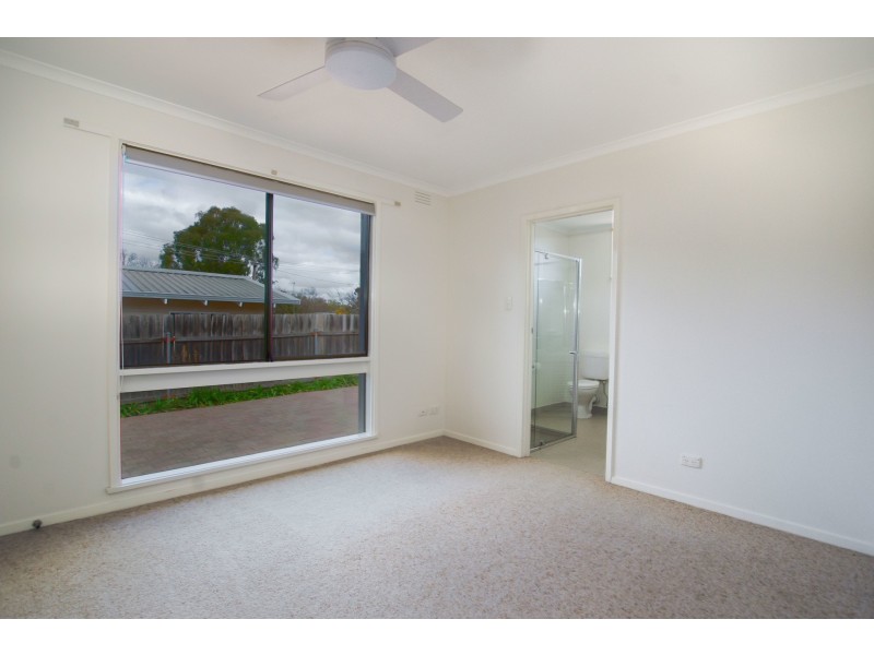 65 Campaspe Esplanade, Echuca VIC 3564