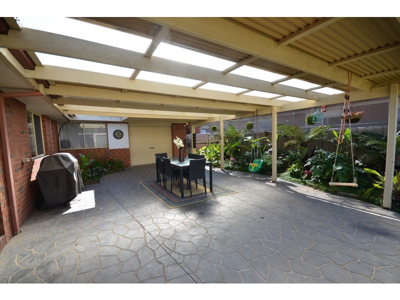 27 Mcswain Road, Echuca VIC 3564