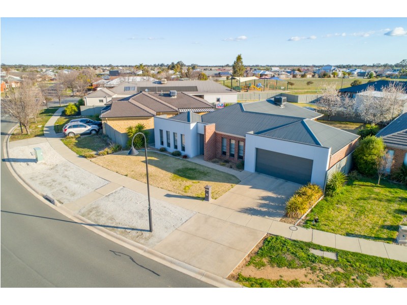27 Jamieson Drive, Echuca VIC 3564