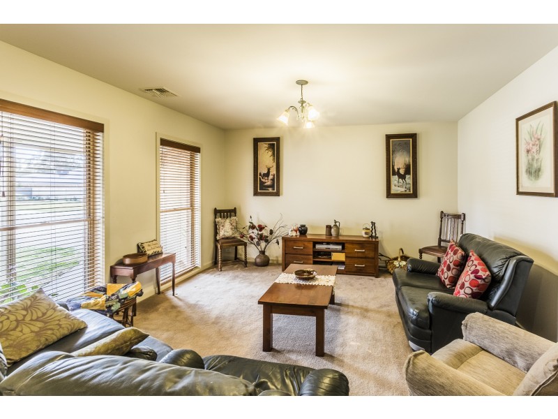 24 Aberdeen Way, Moama NSW 2731