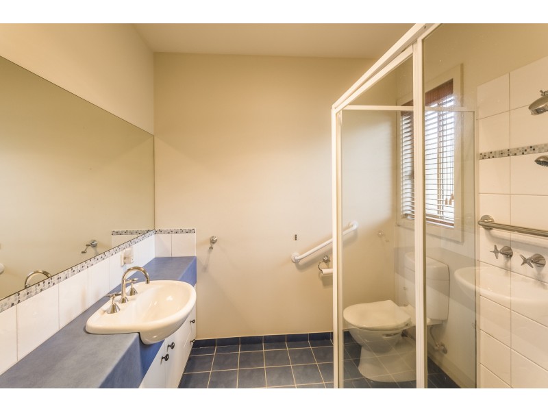24 Aberdeen Way, Moama NSW 2731