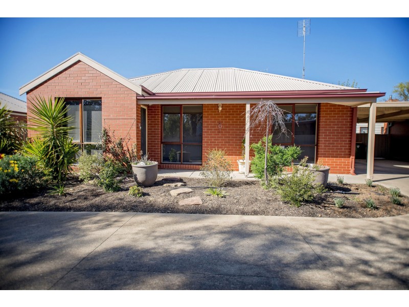 2/132 Hovell Street, Echuca VIC 3564