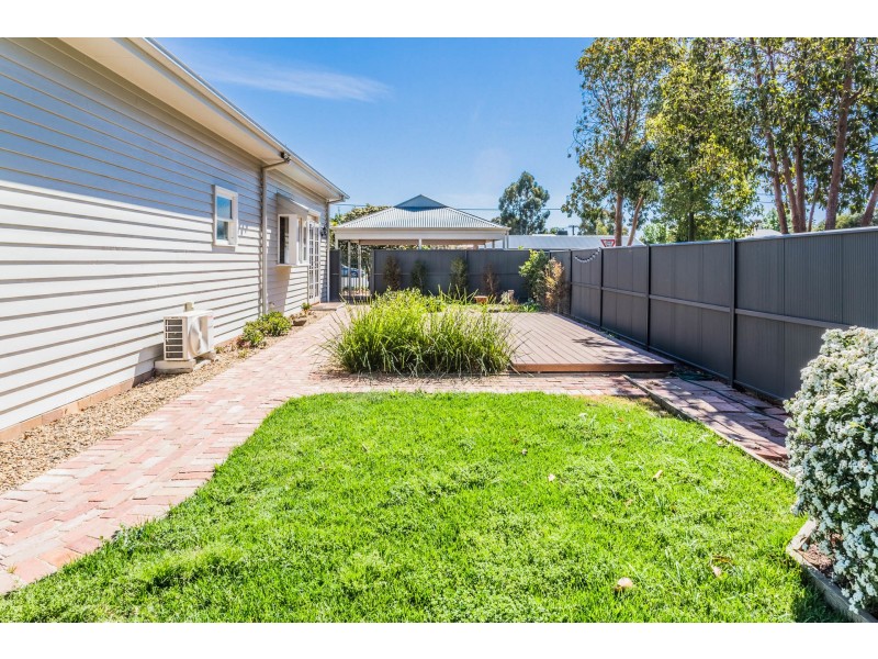 9 Simms Street, Moama NSW 2731