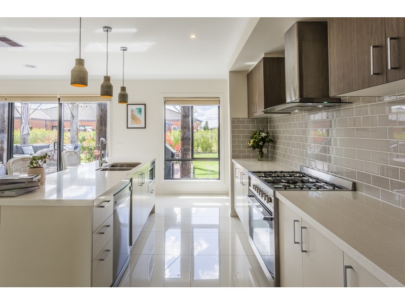 13 Sugargums Drive, Moama NSW 2731