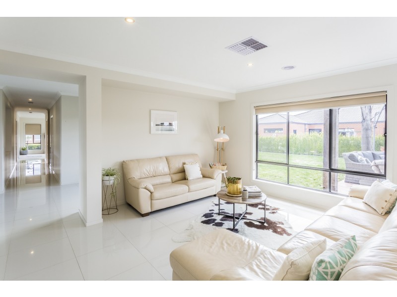 13 Sugargums Drive, Moama NSW 2731