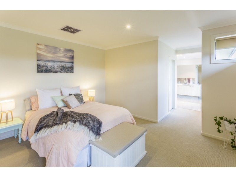 13 Sugargums Drive, Moama NSW 2731