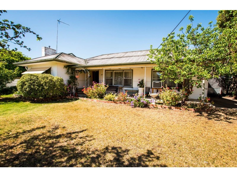 17 McKinlay Street, Echuca VIC 3564