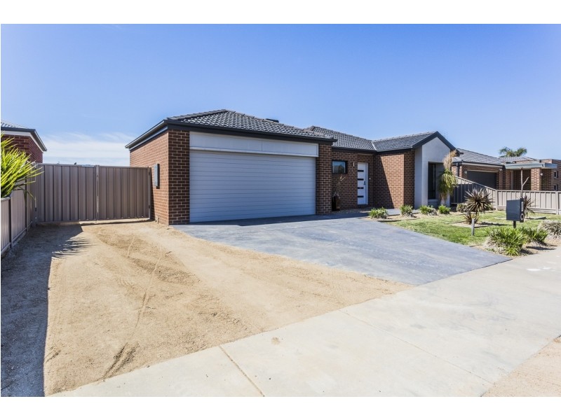 12 Lynch Drive, Echuca VIC 3564