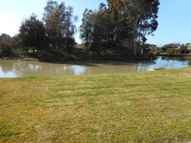 35 Kingfisher Drive West, Moama NSW 2731