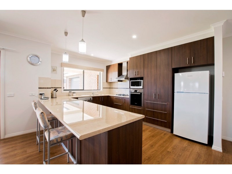 11 Lakeview Drive, Moama NSW 2731