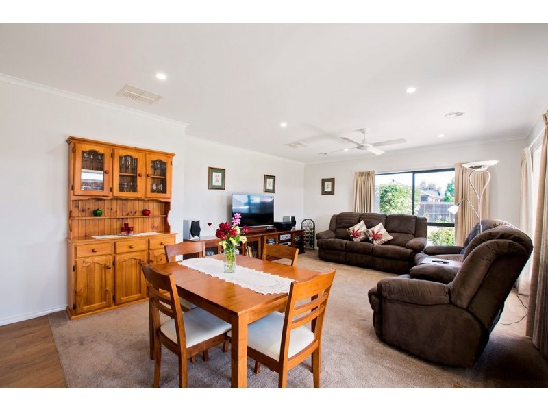 11 Lakeview Drive, Moama NSW 2731