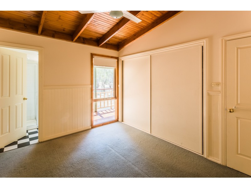 147 River Avenue, Echuca VIC 3564