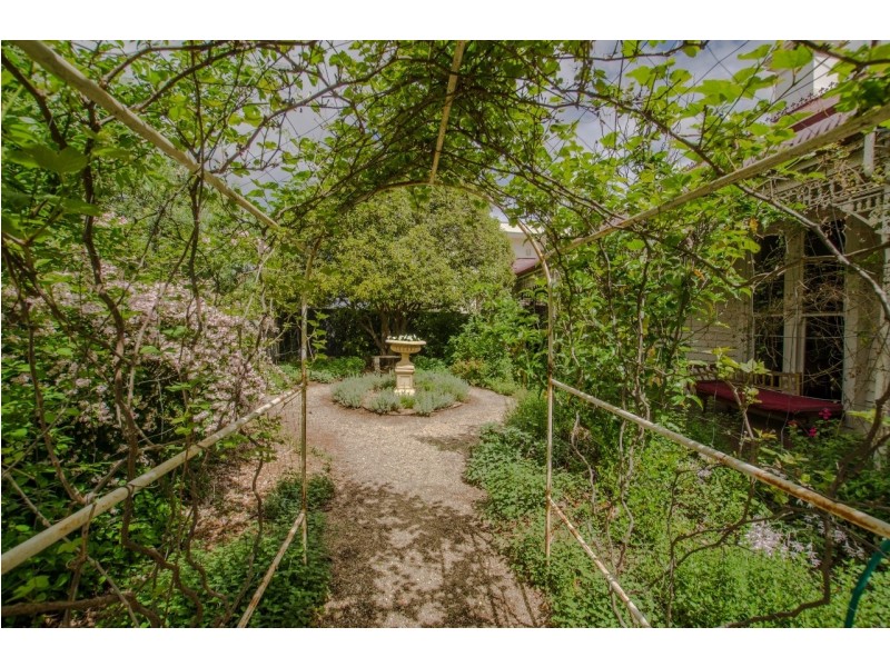 61 Hare Street, Echuca VIC 3564