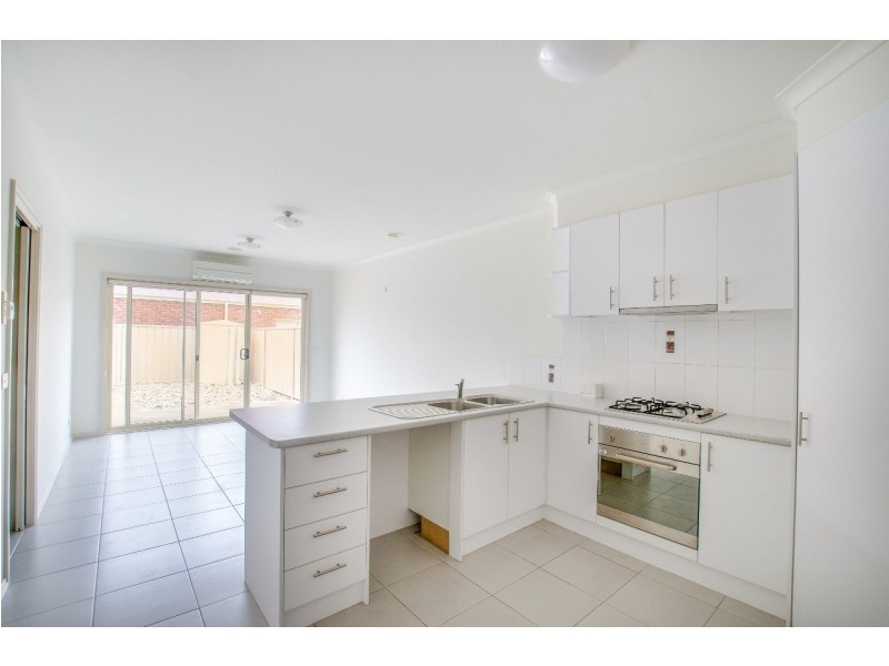 2/135 Goulburn Road, Echuca VIC 3564