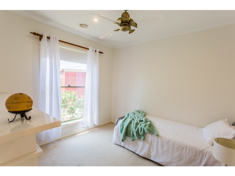 8 Charters Drive, Moama NSW 2731