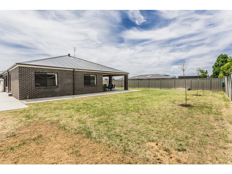 39 Park Avenue, Echuca VIC 3564